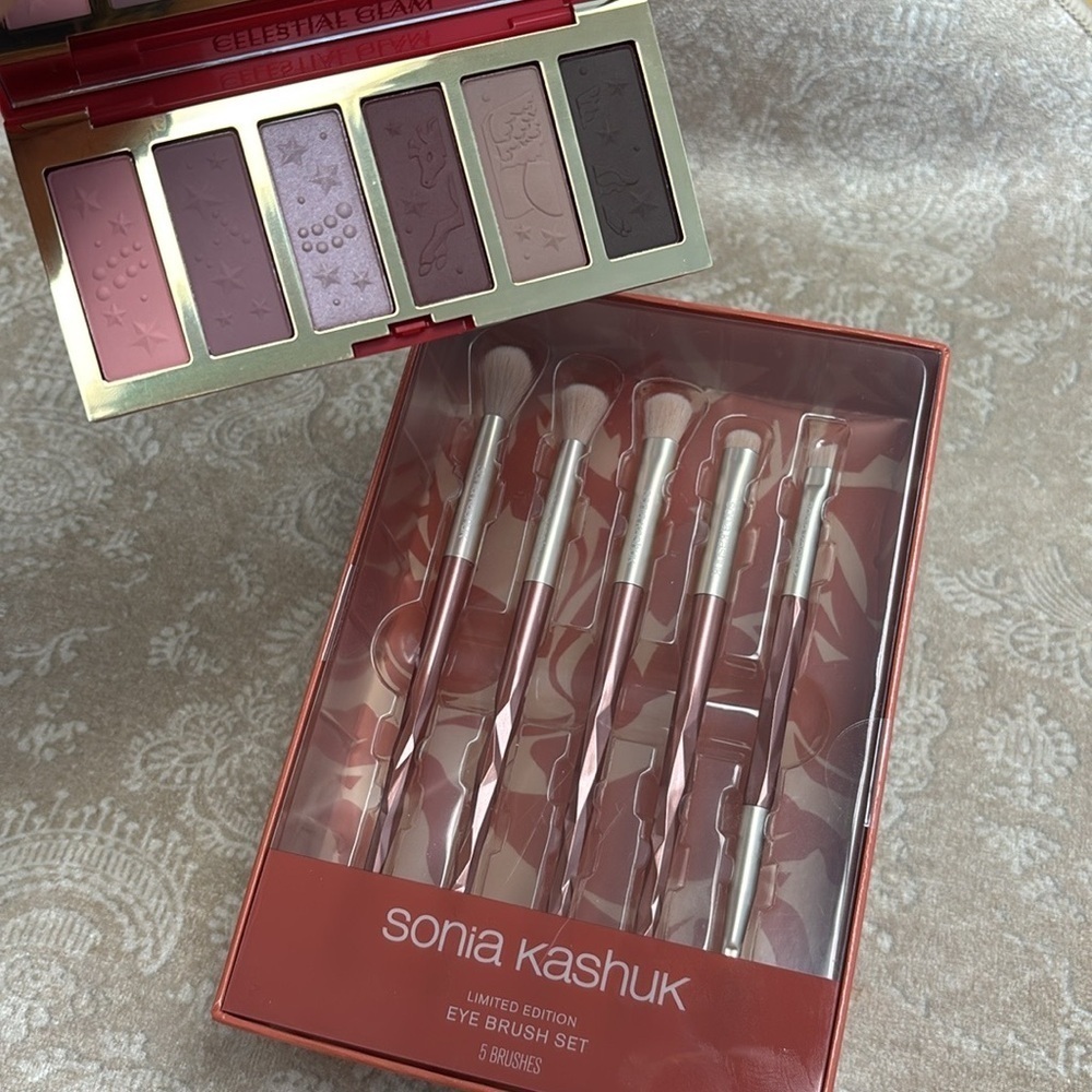 Brand New Estee Lauder Celestial Glam Eyeshadow Palette & Sonia Kashuk Brush Set